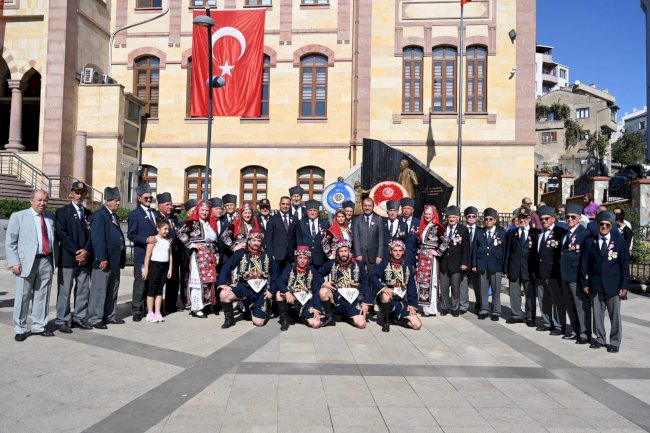 Biga'da coşkulu kutlama 