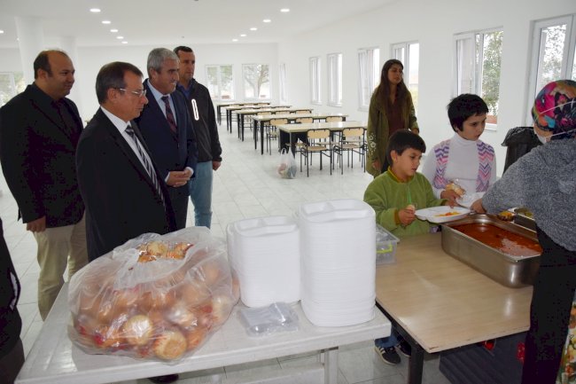 Etili Seramik’ten eğitime destek (19.10.2022)