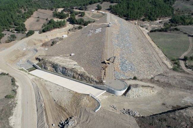 Kovancı Göleti’nde çalışmalarda sona gelindi (19.10.2022)