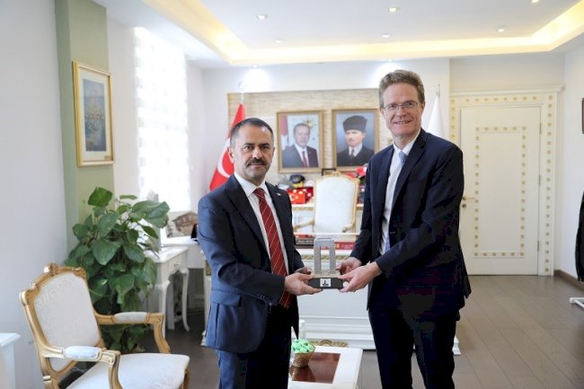 Büyükelçiden Vali Aktaş’a ziyaret