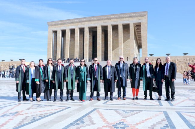 Çanakkaleli avukatlar Ata’nın huzurunda  
