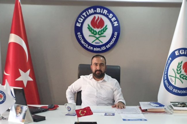 “Nesiller değişir, öğretmenin önemi değişmez”
