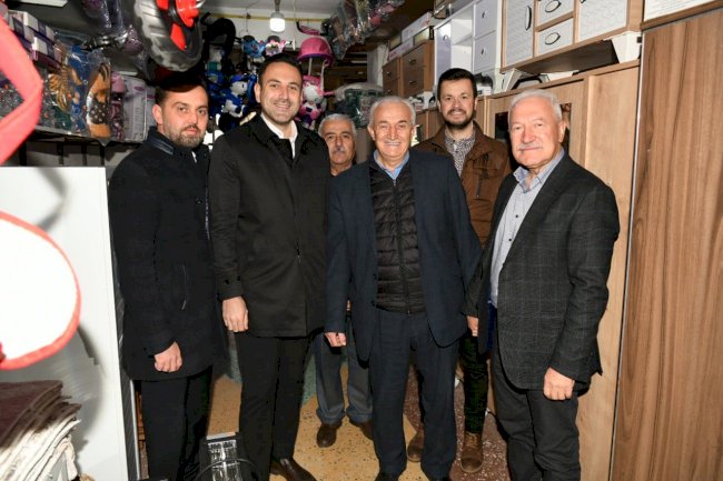 Lapseki’de AK Parti’ye yoğun sevgi seli…