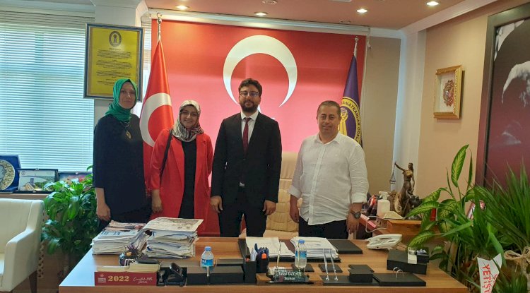 Özcan, misafirlerini ağırladı 