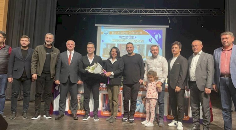 ‘Bir Medya Gösterisi’