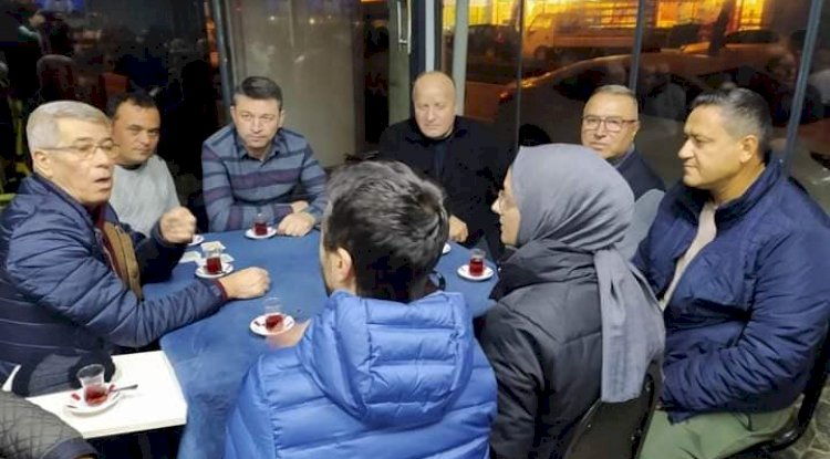 İstek ve talepleri dinliyor