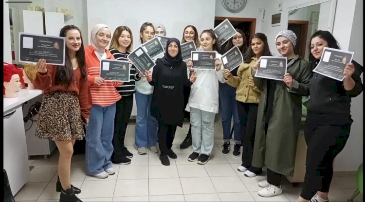 ‘SAÇA DOKUN, HAYATA DOKUN’