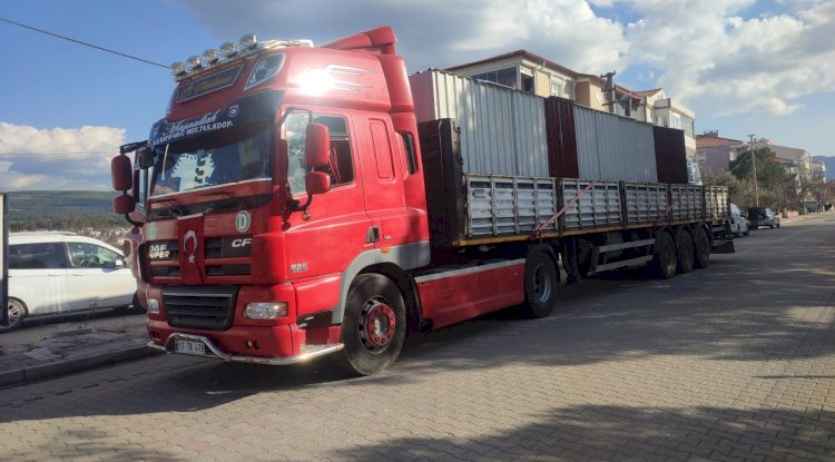 Bayramiç’ten 30 tır yardım malzemesi