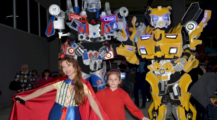 Lapseki’de Çocuklar Doyasıya Eğlendi