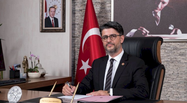 Erenoğlu; “ÇOMÜ OLARAK ÇANAKKALE HALKININ YANINDAYIZ”