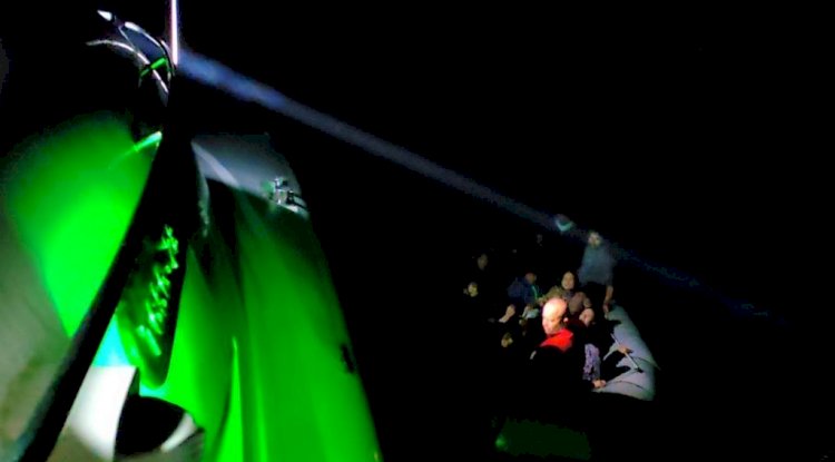 Ayvacık’ta 26 kaçak göçmen yakalandı