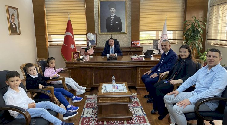 Kaymakam Göktaş, makam koltuğunu geleceğin Kaymakamlarına devretti