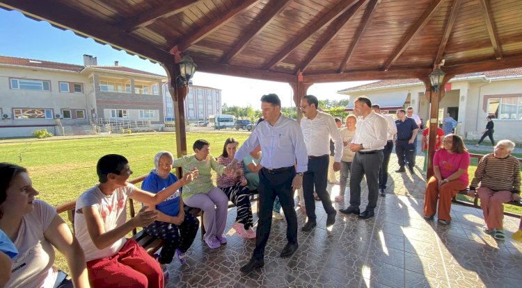 Kaymakam Göktaş, Engelsiz Yaşam ve Rehabilitasyon Merkezini Ziyaret Etti