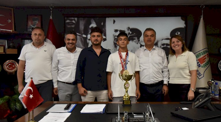 Mustafa Şeref Özgül'e Tebrik