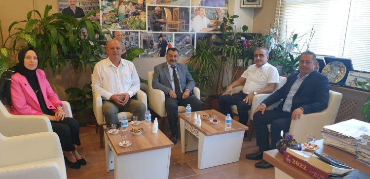 Özcan misafirlerini ağırladı 