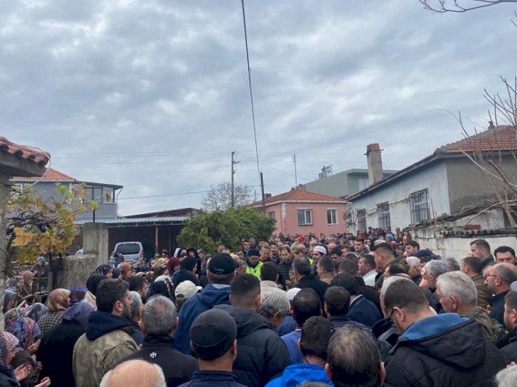 Dualarla uğurlandı