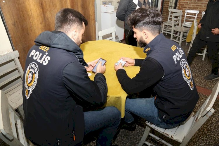 21 şahıs gözaltına alındı 