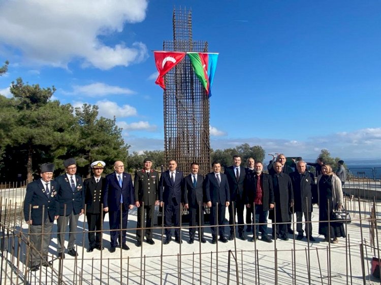 Azerbaycan Anıtı'nın temeli atıldı 