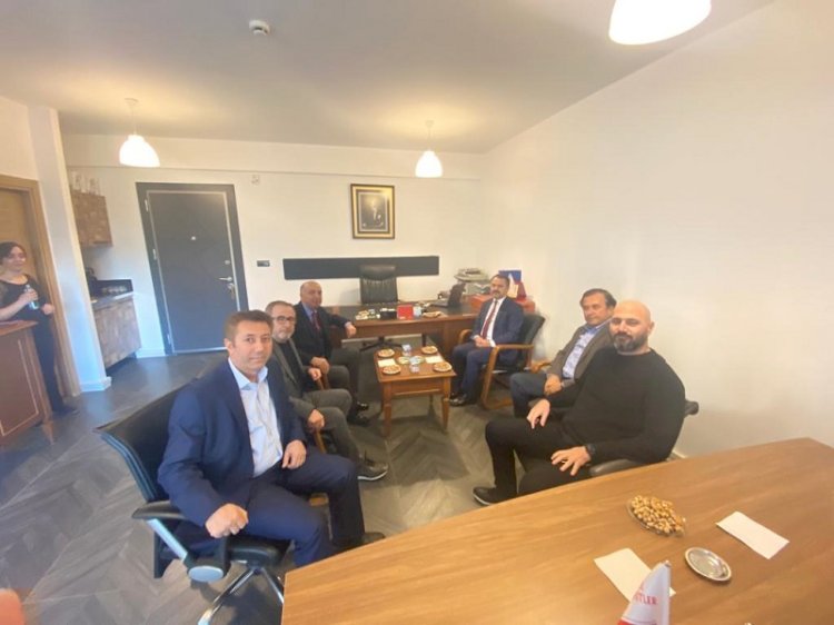 VALİ AKTAŞ, MÜTEAHHİTLERLE GÖRÜŞTÜ