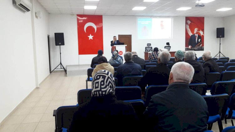 Umre semineri düzenlendi