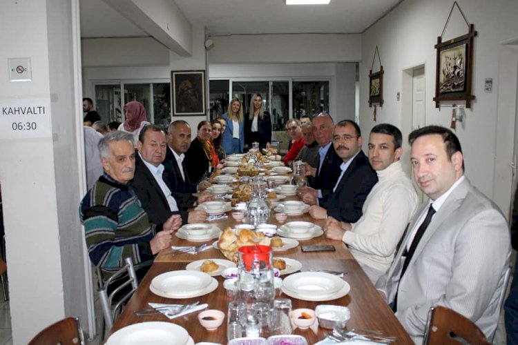 Biga’da İftar Programı Yapıldı  