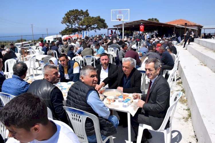 Önder Köy Hayrına Katıldı