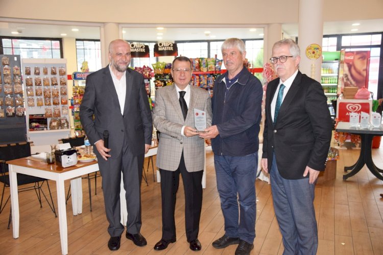 Çan’da Plaketle Onurlandırıldılar