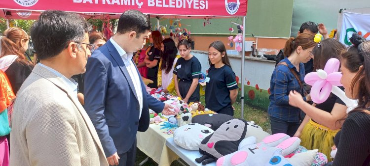 Bayramiç’te Yıl Sonu Sergisi Yapıldı