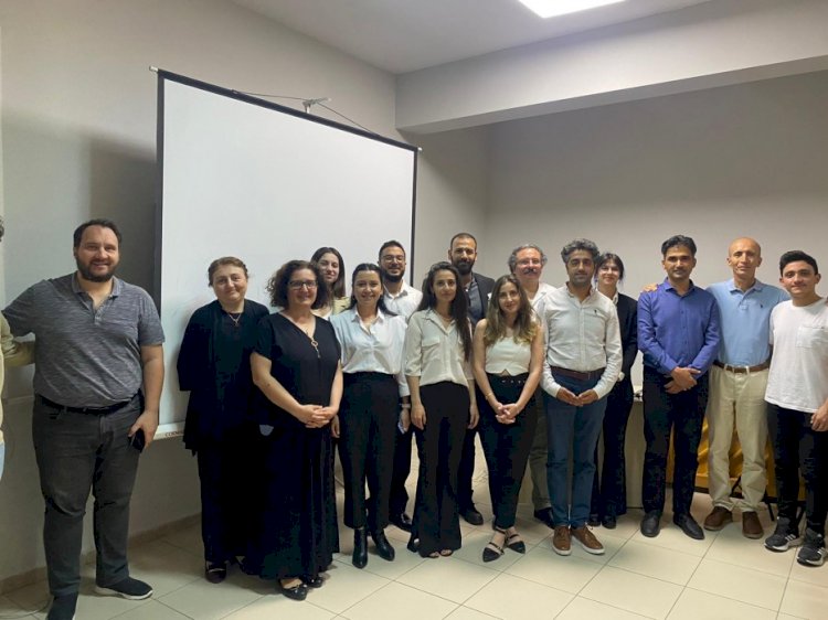 Öğrenciler Seminerde Buluştu