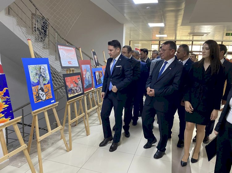 Cumhuriyet Bayramı temalı sergi açıldı