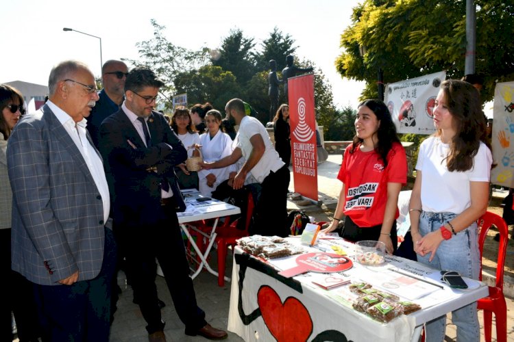 ÇOMÜ’de Öğrenci Toplulukları Tanıtım Günleri düzenlendi