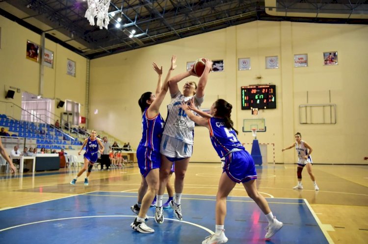 Liderin bileğini bükebilen yok