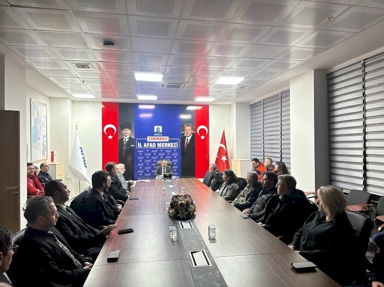 Depremlerde hayatını kaybedenler anıldı