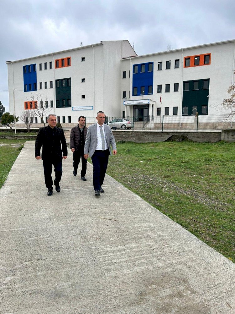 Müdür Baykal’dan okul incelemesi