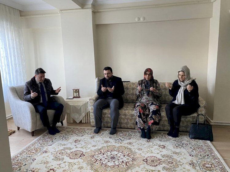 Kaymakam Göktaş, Şehit Ailesini Ziyaret Etti