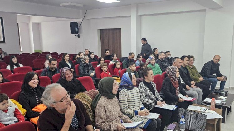 İSTİKLÂL MARŞI'NI GÜZEL OKUMA YARIŞMASI İLÇE FİNALLERİ YAPILDI