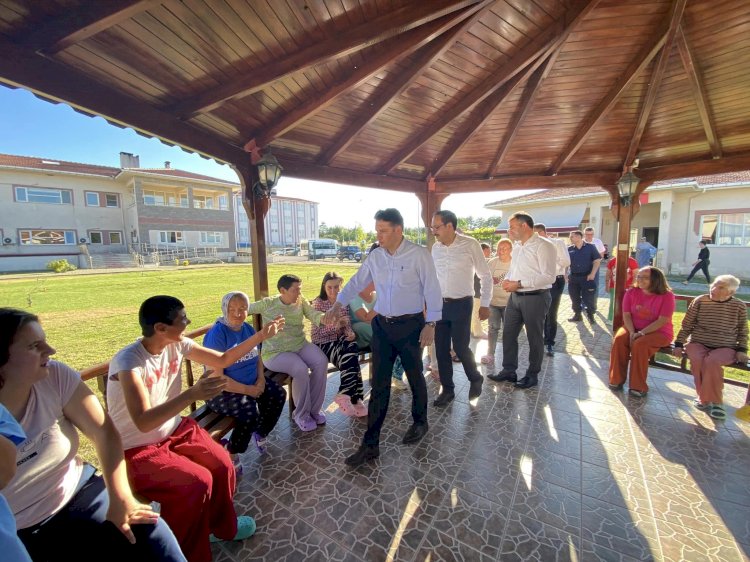 Kaymakam Göktaş, Engelsiz Yaşam ve Rehabilitasyon Merkezini Ziyaret Etti