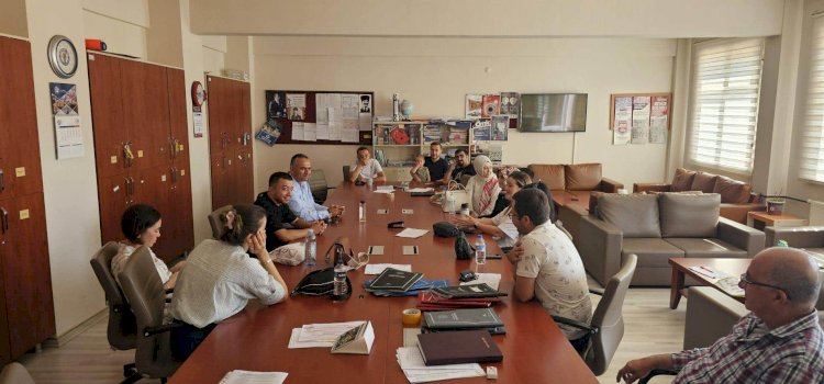 Baykal’dan okul ziyareti